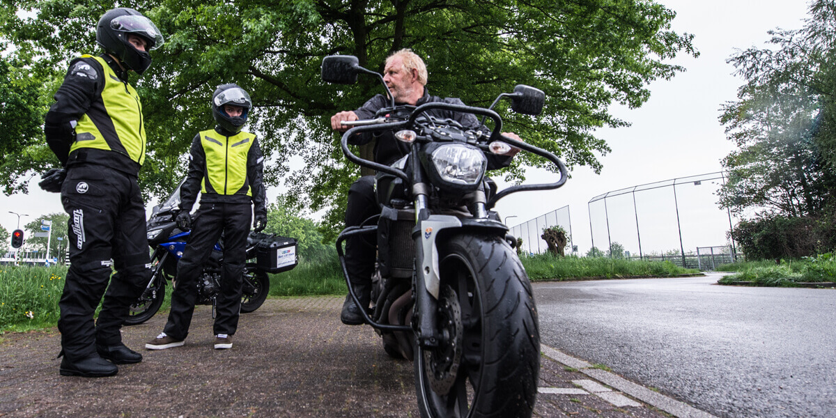 Motorrijbewijs A2 halen bij Bert van den Hoek